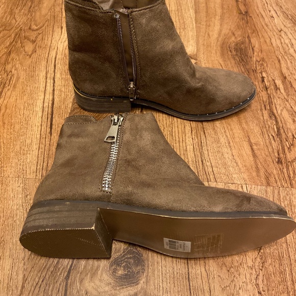 Taupe STREETWEAR SOCIETY Urban Planet Booties (Size 6) - Picture 3 of 7